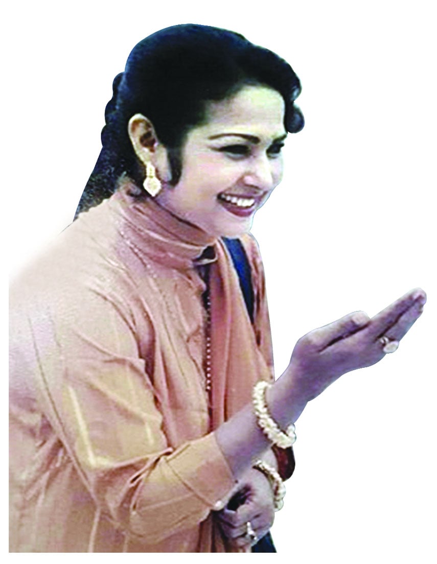 স্বর্ণালি যুগের মায়াবী অভিনেত্রী রোজী